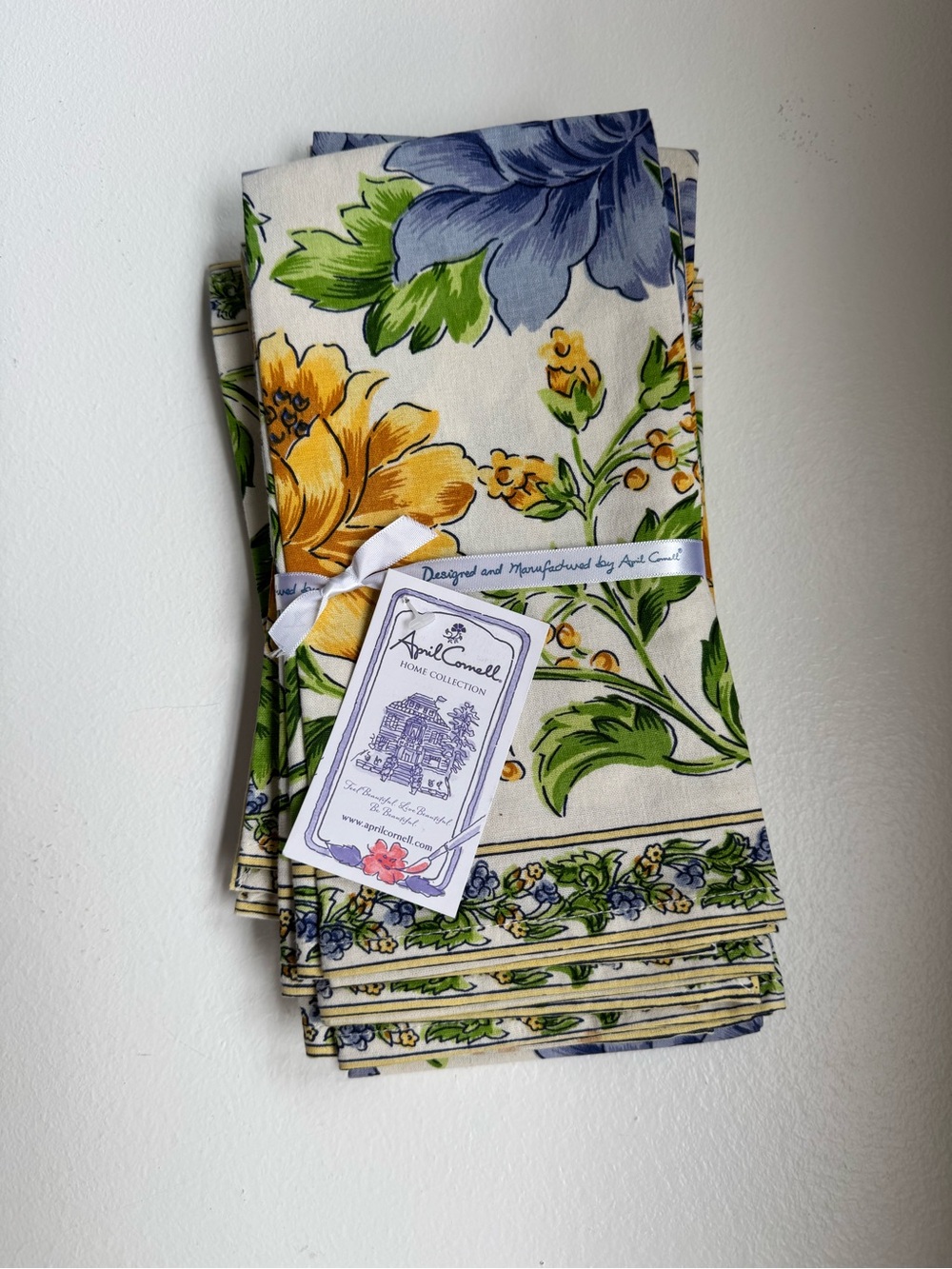 April Cornell Rosehip napkins floral pattern set of 8